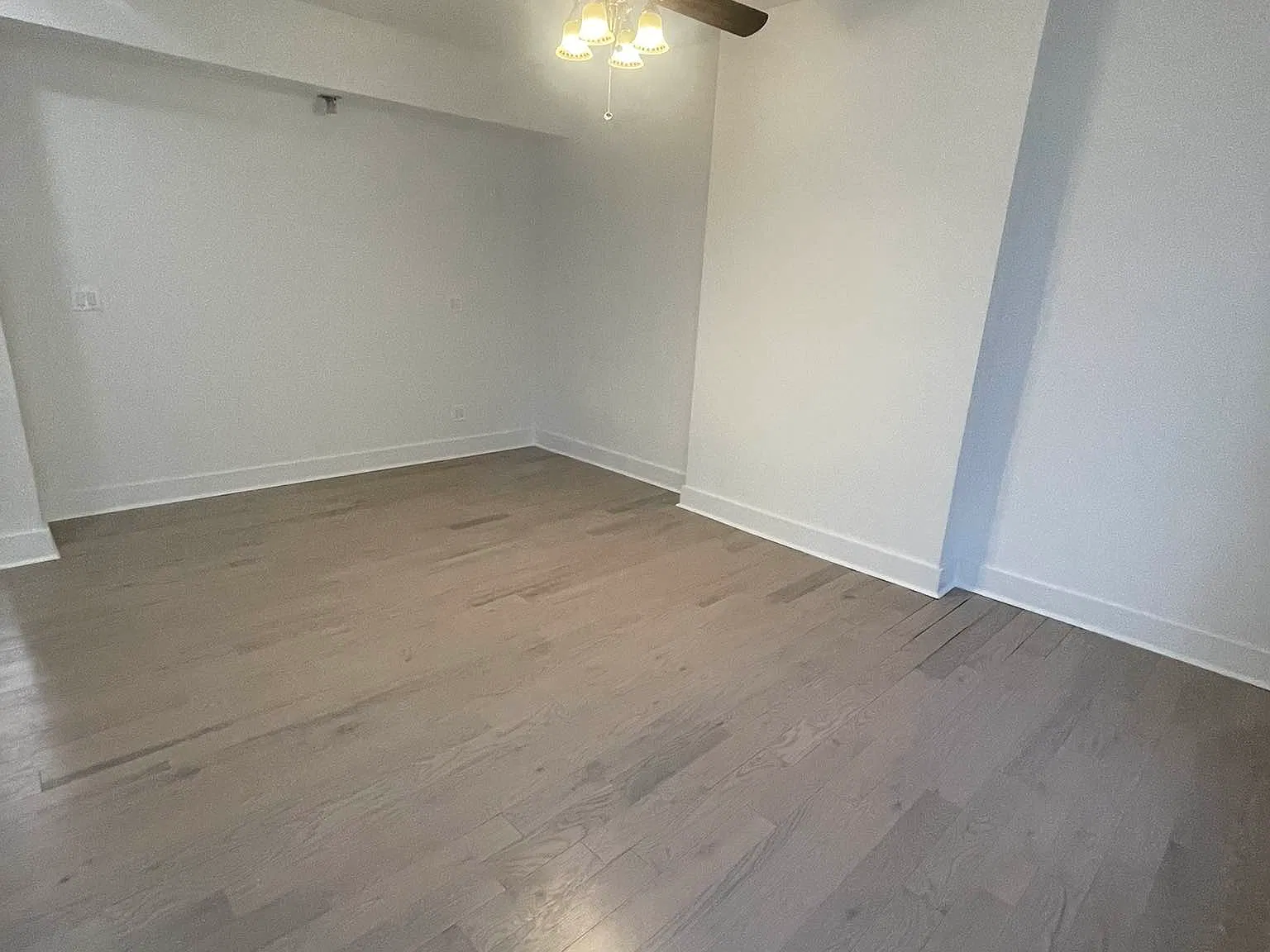 20-41 42nd Street — Photo 2