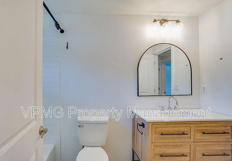 1708 NW 104th St — Photo 20