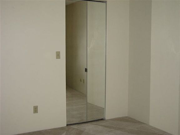 Bedroom Mirrored Doors