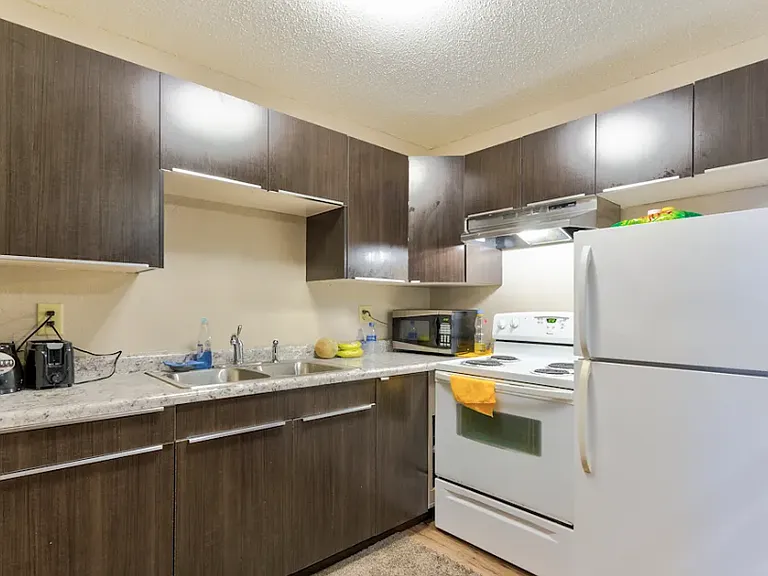Foot Lake Apartments — Photo 15