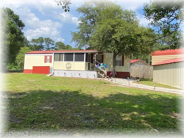 900 Elm Street SW, Supply, NC 28462