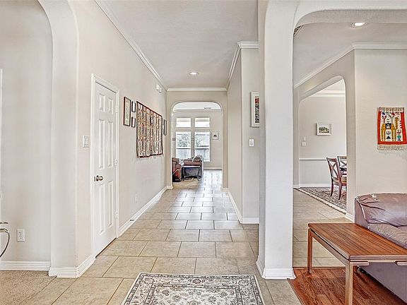 4th image of 1131 Timber Glen Ln