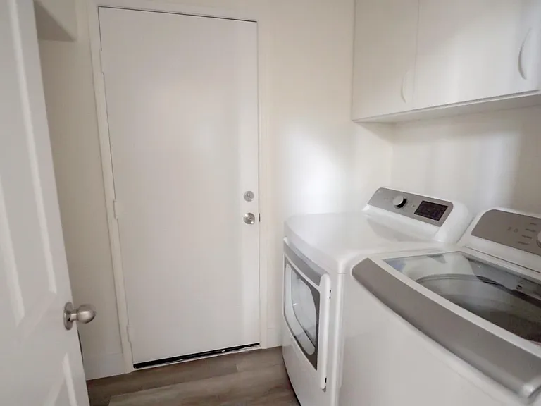43635 Altamura Ct — Photo 37