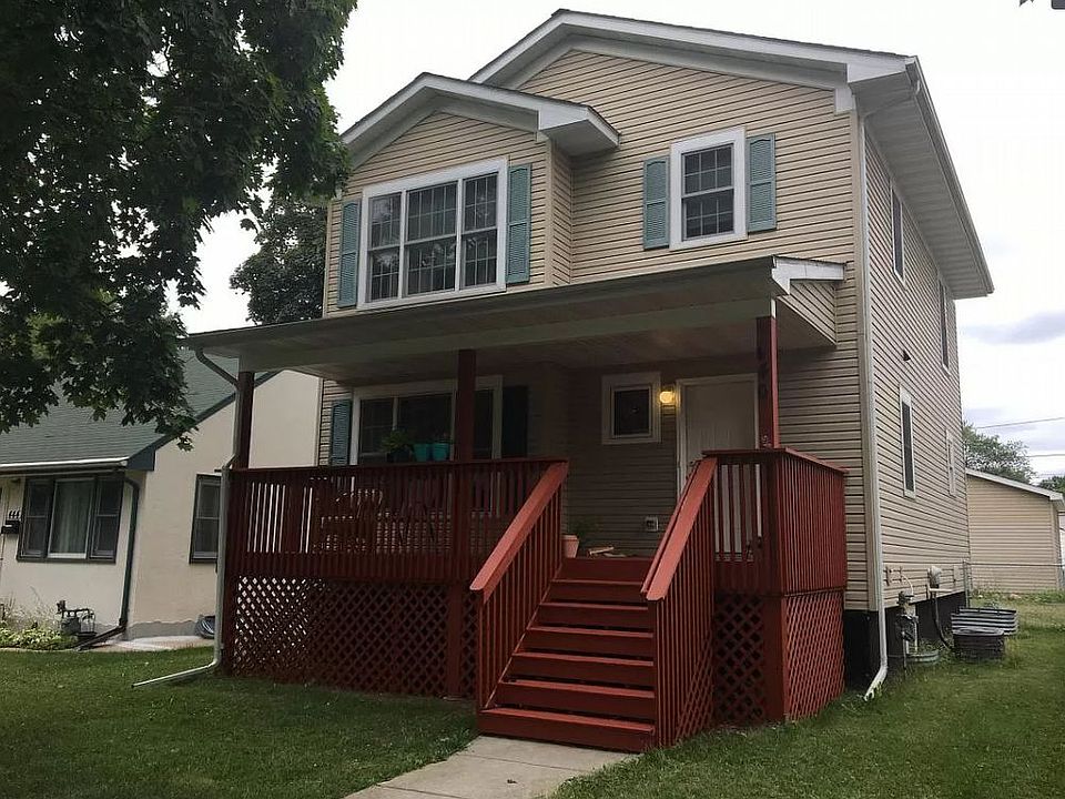 1st image of 440 7th Ave S