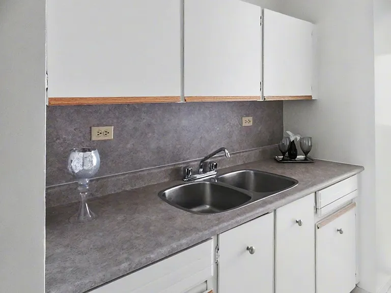 72 Donald St #303 — Photo 7