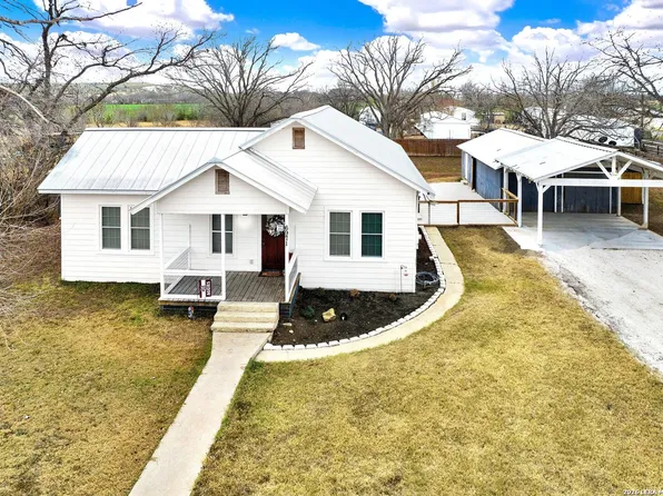 6971 county road 5223, Dhanis, TX 78850