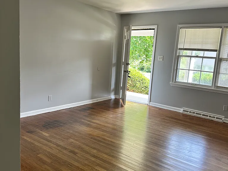 1687 Hill View Pl #1687 — Photo 5