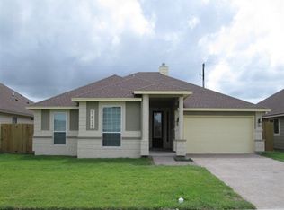 7615 Aquamarine Dr, Corpus Christi, TX 78414