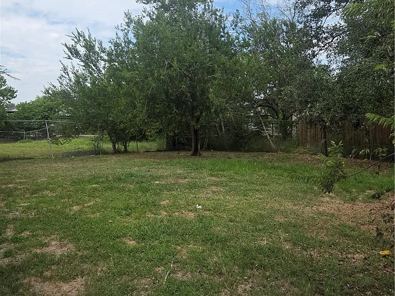 130 Green Trail Dr — Photo 14