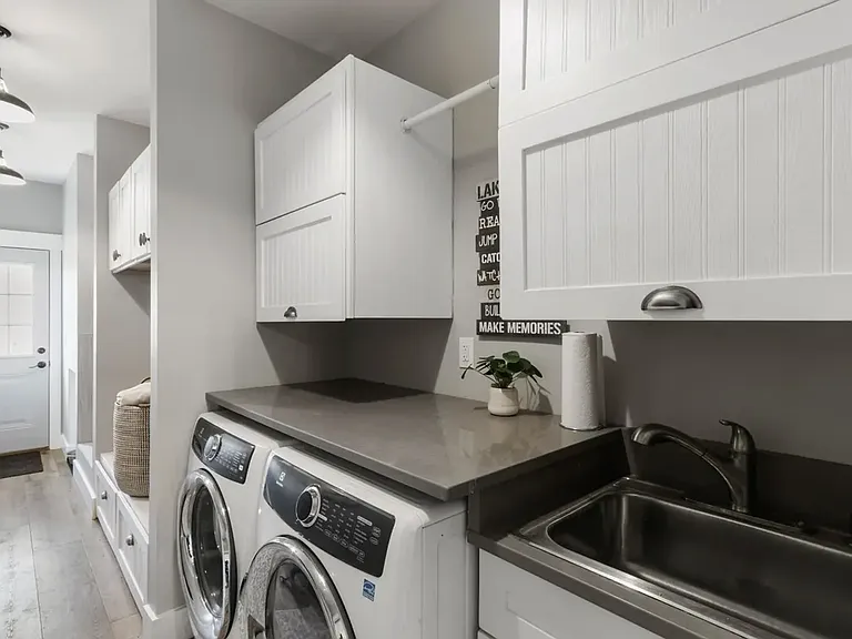 1175 La Salle Ct — Photo 12