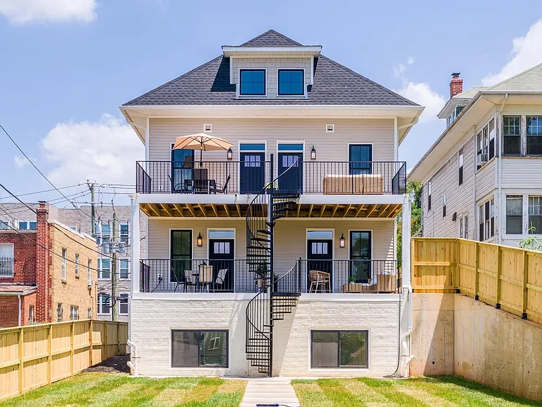 1262 Talbert St SE #1 — Photo 24