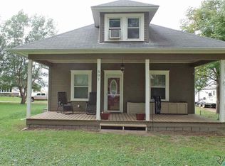 501 S Ashland Ave, Colton, SD 57018