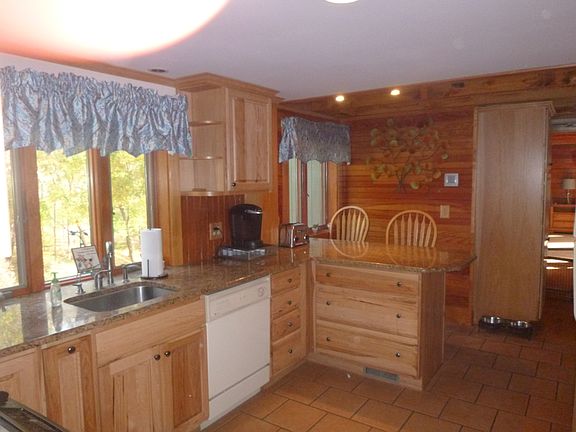 Another view of kitchen
