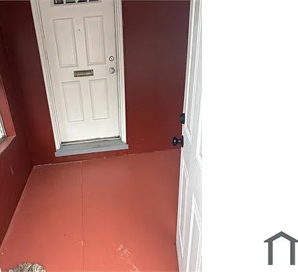 3 bed, $1,700 — Photo 3
