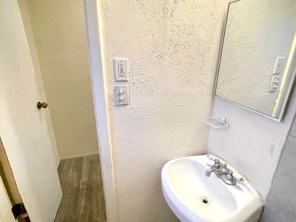 albuquerque-new-mexico-6760346 picture