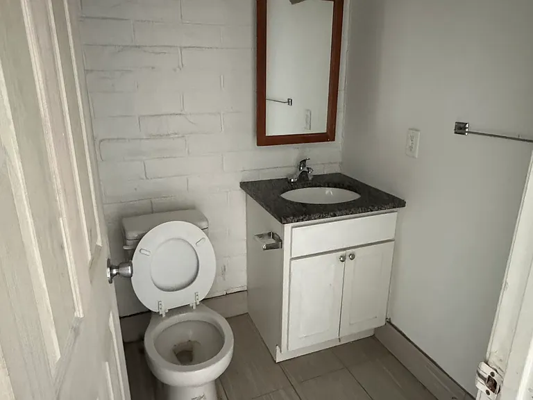 154 Dickinson St #12 — Photo 7