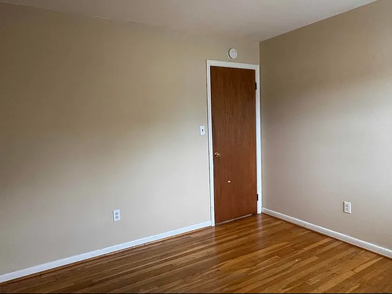 8610 35th Ave — Photo 12