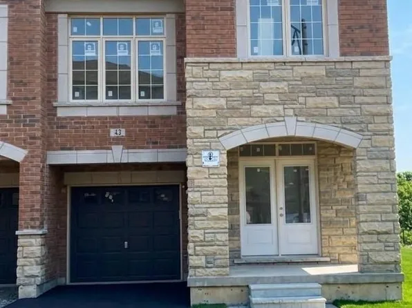 82 Aspen Hills Rd, Brampton, ON L6Y 6E4