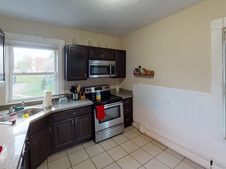 71-73 Chestnut Hill Ave — Photo 2