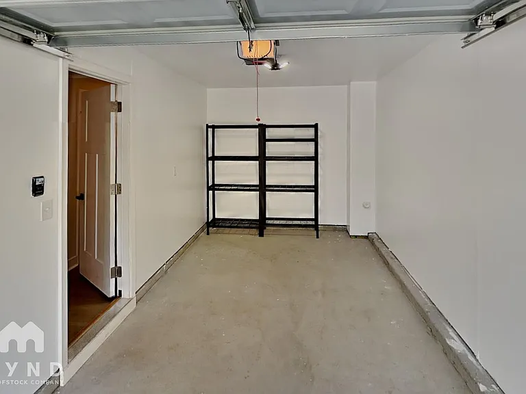 2423 Dr Carver Rd — Photo 17