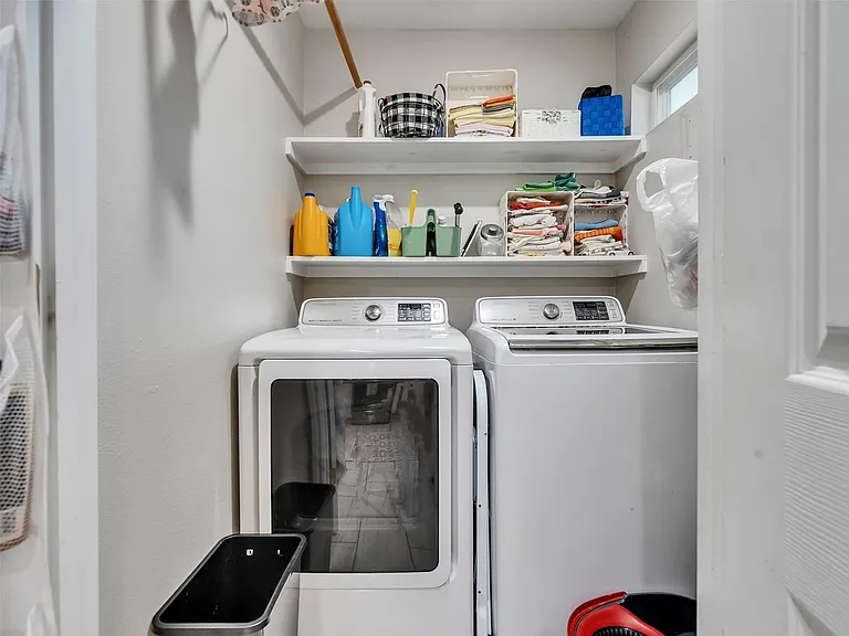 10309 Chesterfield Dr — Photo 18
