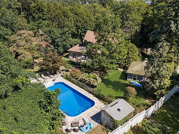 4th image of 29 Valentine Cir