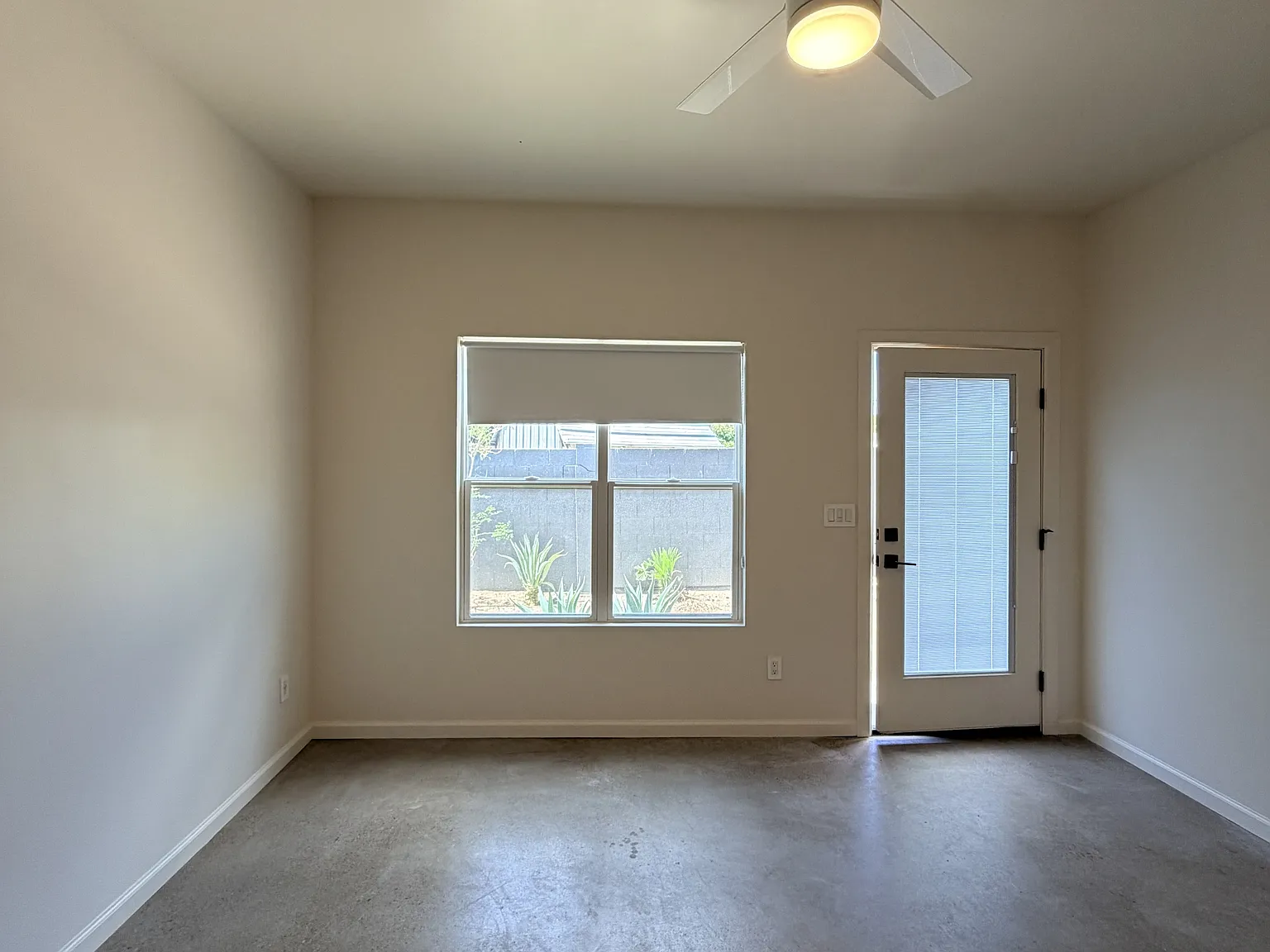 1507 W Keim - Rear — Photo 3