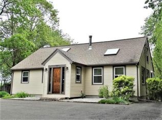 94 Grove Beach Rd N, Westbrook, CT 06498