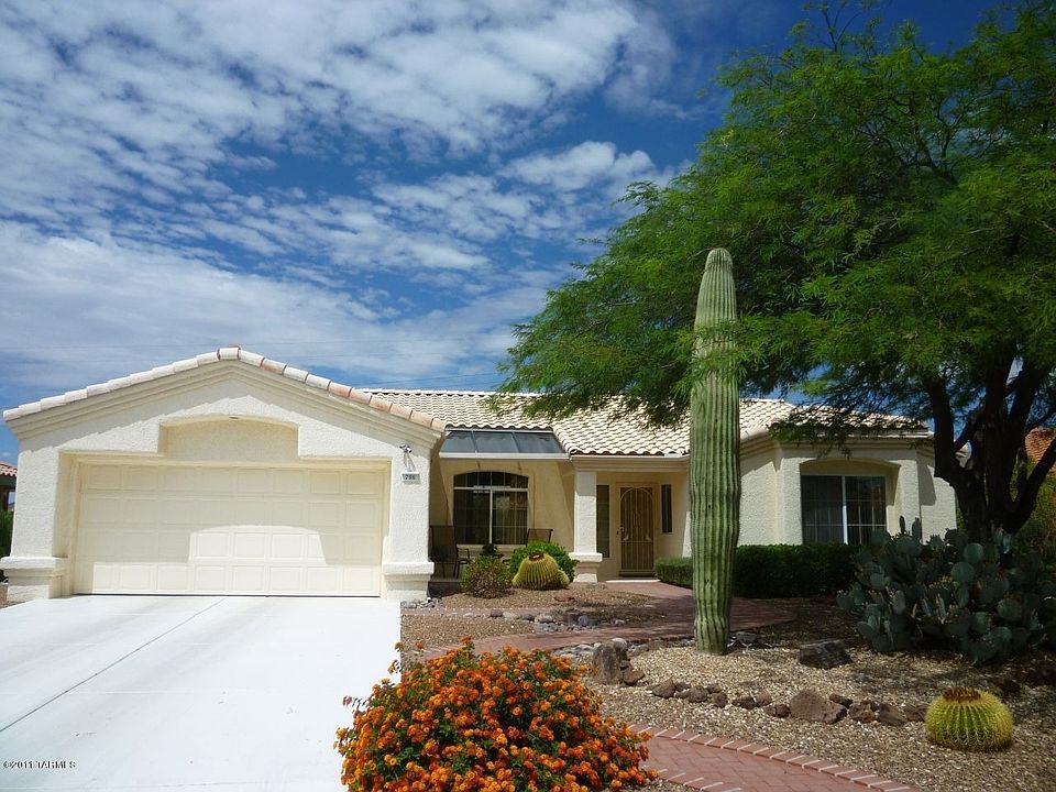 1st image of 796 E Desert Glen Dr