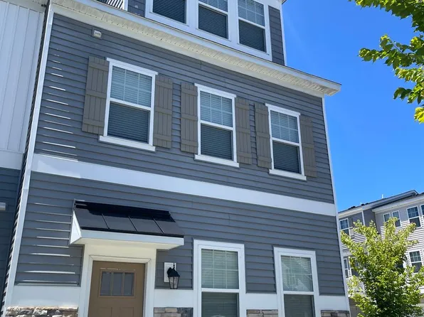 1801 Moravian Walk, Chesapeake, VA 23323