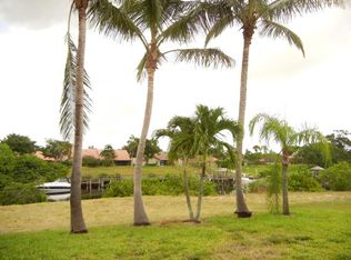 1811 Sabel Dr, Deerfield Beach, FL 33442