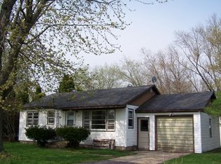 809 S Hickory St, Mauston, WI 53948