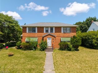 3825 Mayfield Rd, Cleveland Heights, OH 44121
