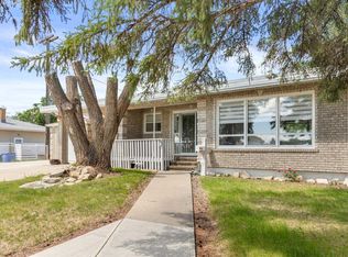 890 NE Hargrave Way NW, Medicine Hat, AB T1A6Y9