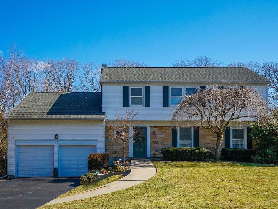 1st image of 17 Hopewell Dr