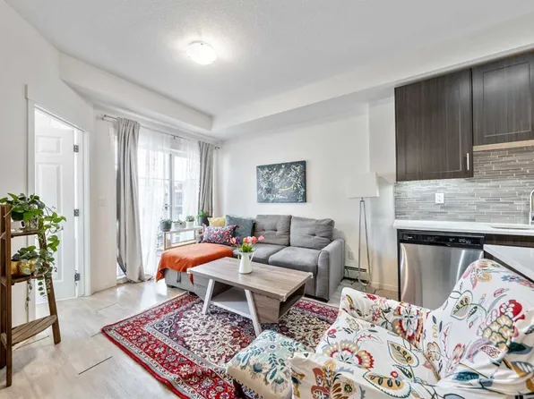151 NE Legacy Main St SE #7409, Calgary, AB T2X 4A4