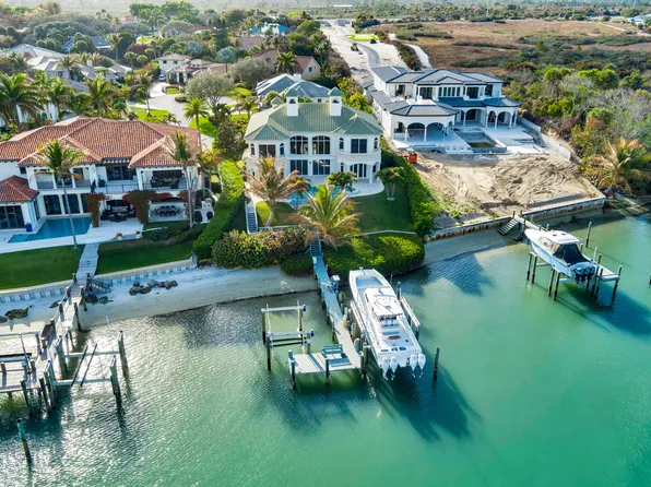 17129 SE Limerick Court, Tequesta, FL 33469