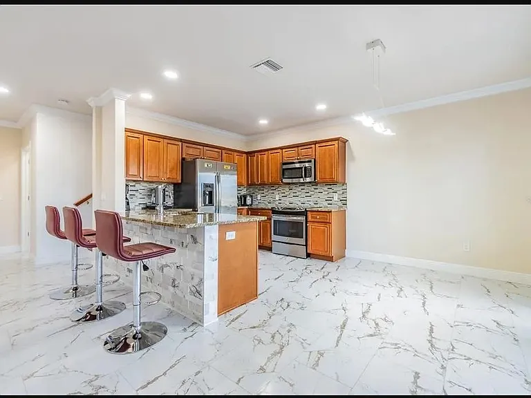 973 Aussi Ct — Photo 4