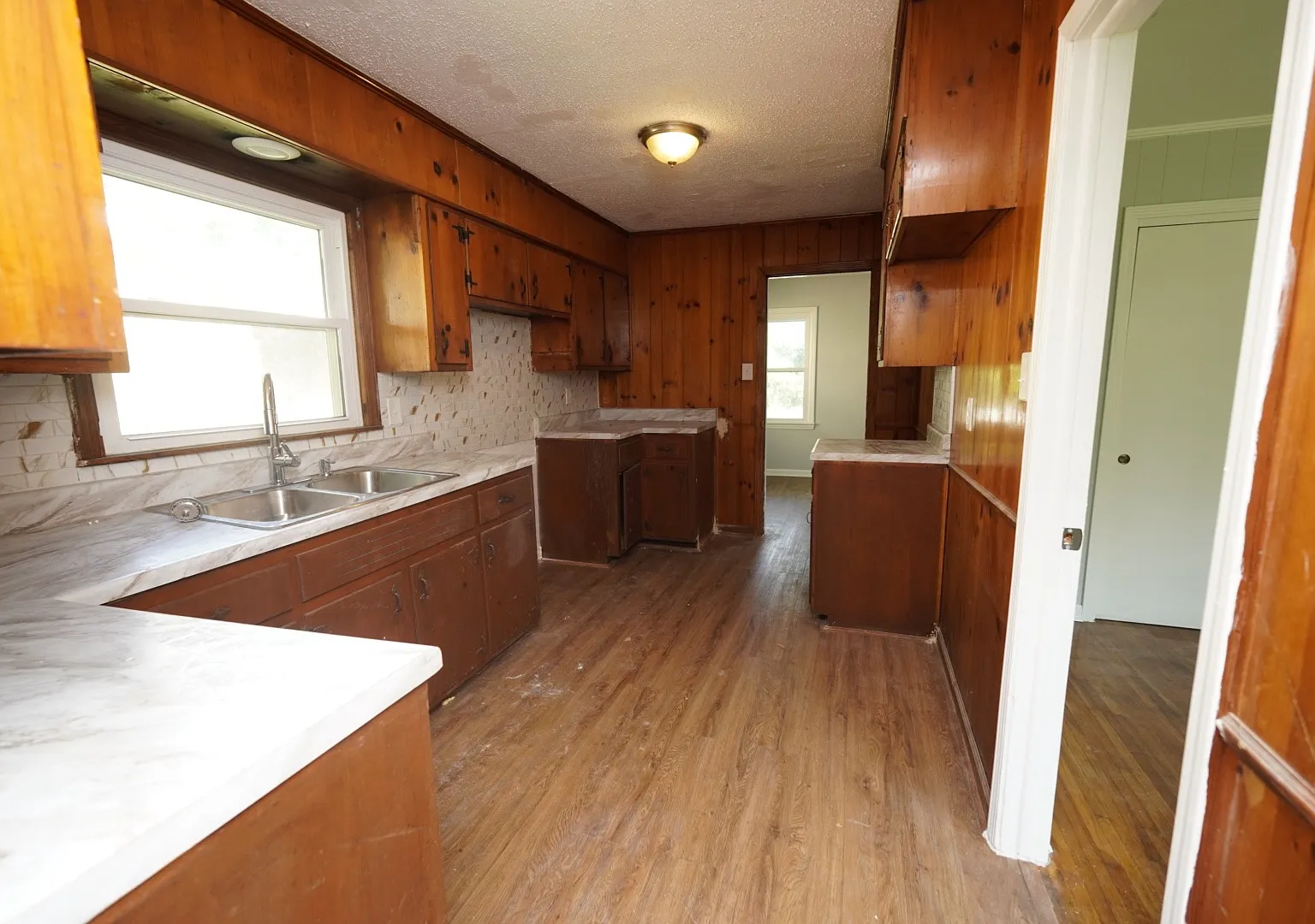 4227 49th Avenue North Birmingham, AL 35217 - 1 — Photo 4