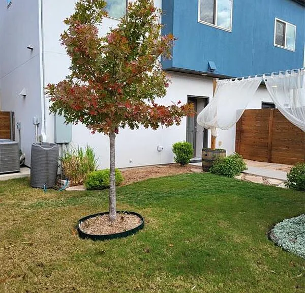 5805 Charles Merle Dr #B — Photo 30