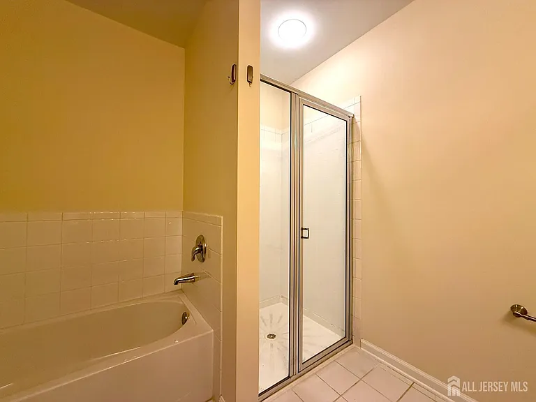 1315 Fernwood Ct — Photo 11