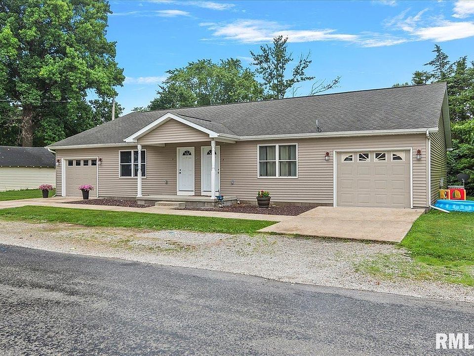 300 SE 3rd St, Morrisonville, IL 62546 MLS CA1023621 Zillow