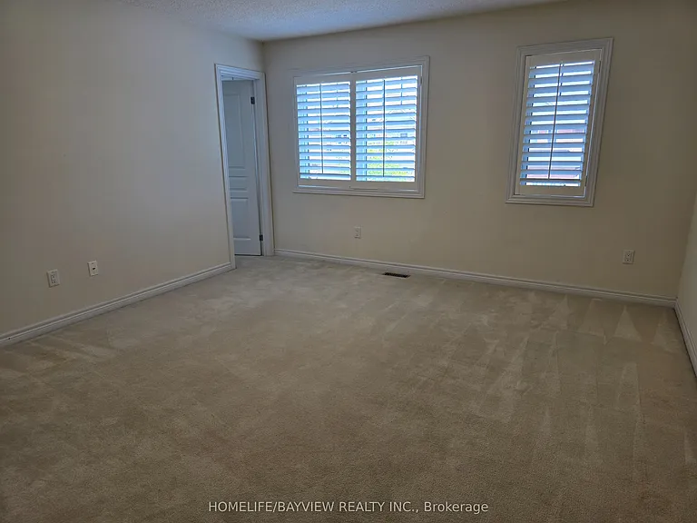 116 Sequin Dr — Photo 23