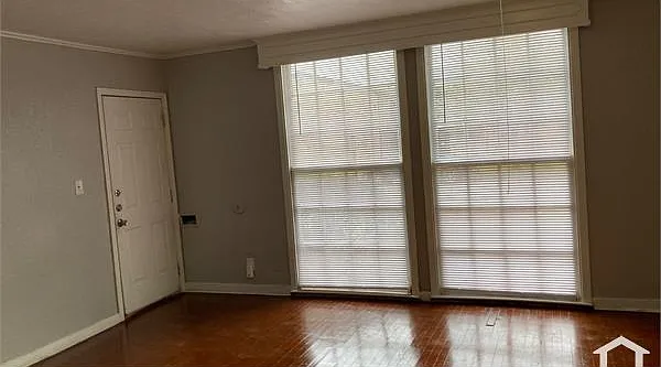 2075 Hazel St #2075 — Photo 9