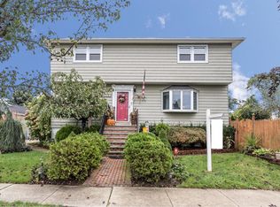 2339 Hynes Pl, Bellmore, NY 11710