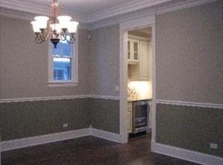 2218 Washington Ave, Wilmette, IL 60091