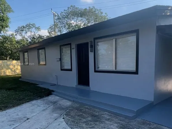 3820 SW 16th St, Fort Lauderdale, FL 33312