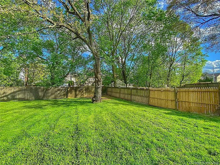 96 Cold Spring Rd #1 — Photo 9