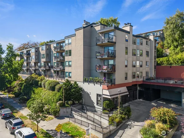 500 W Roy Street #206, Seattle, WA 98119