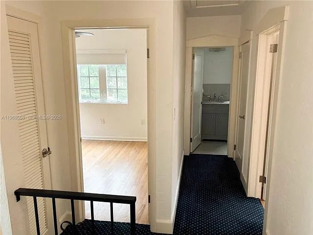 2504 Alhambra Cir — Photo 10